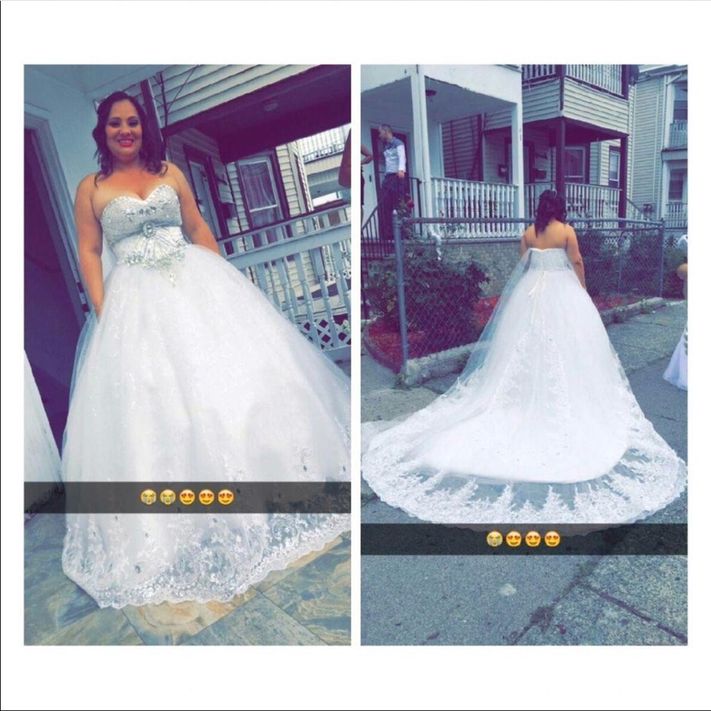 Wedding dress